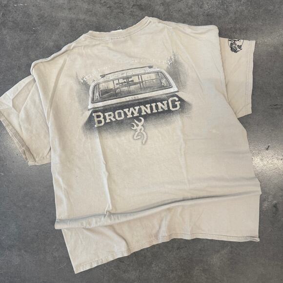 Vintage Y2k Browning Hunting Rifle Beige Deer Camo Graphic Tee Men's XL - Picture 1 of 5